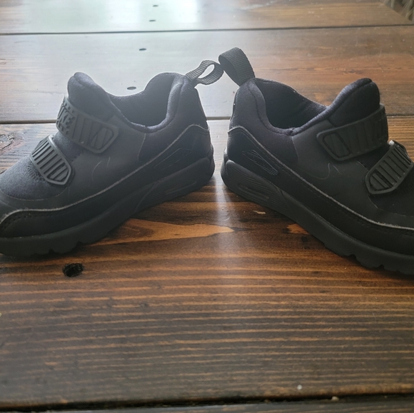 Toddler Nike Air Max - Picture 3 of 6